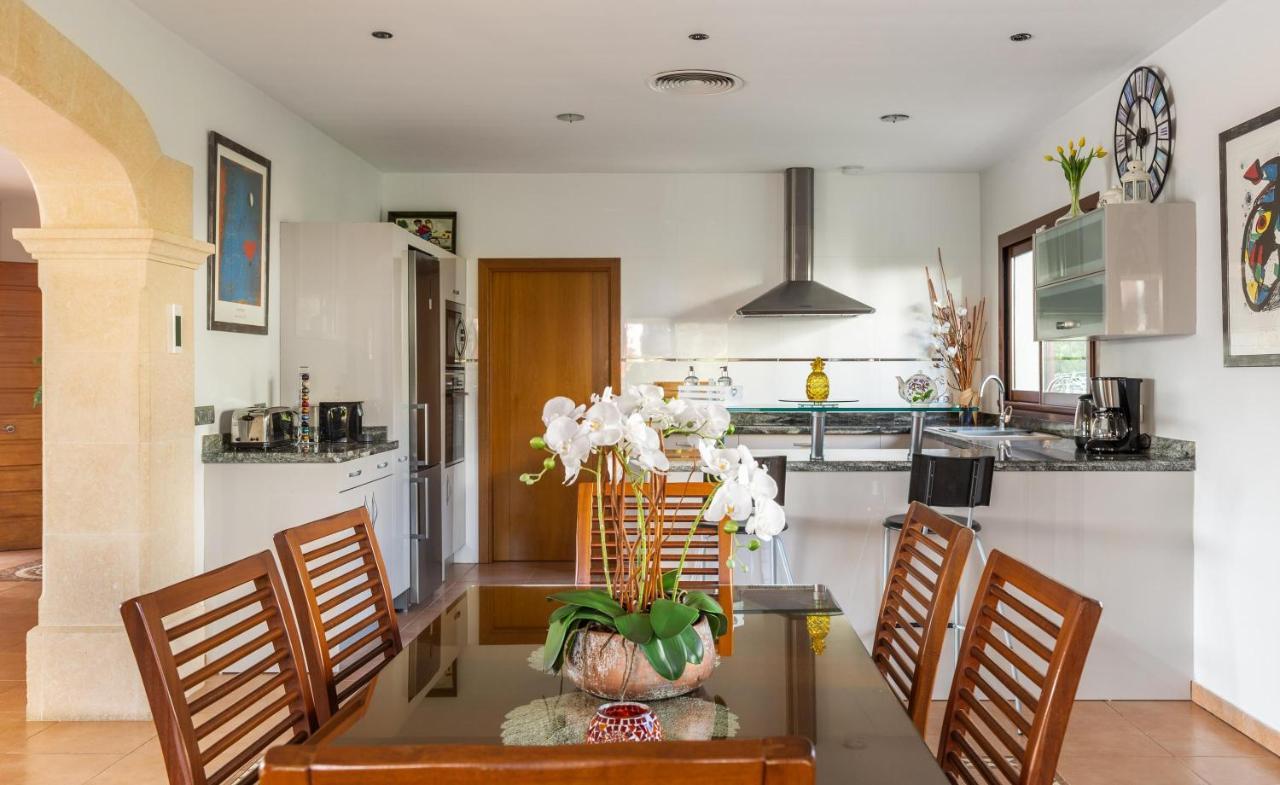 Luxurious Villa Sol De Mallorca Εξωτερικό φωτογραφία