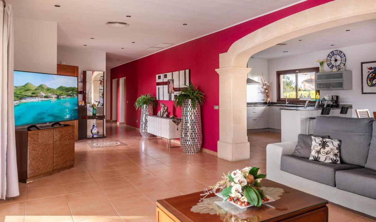 Luxurious Villa Sol De Mallorca Εξωτερικό φωτογραφία