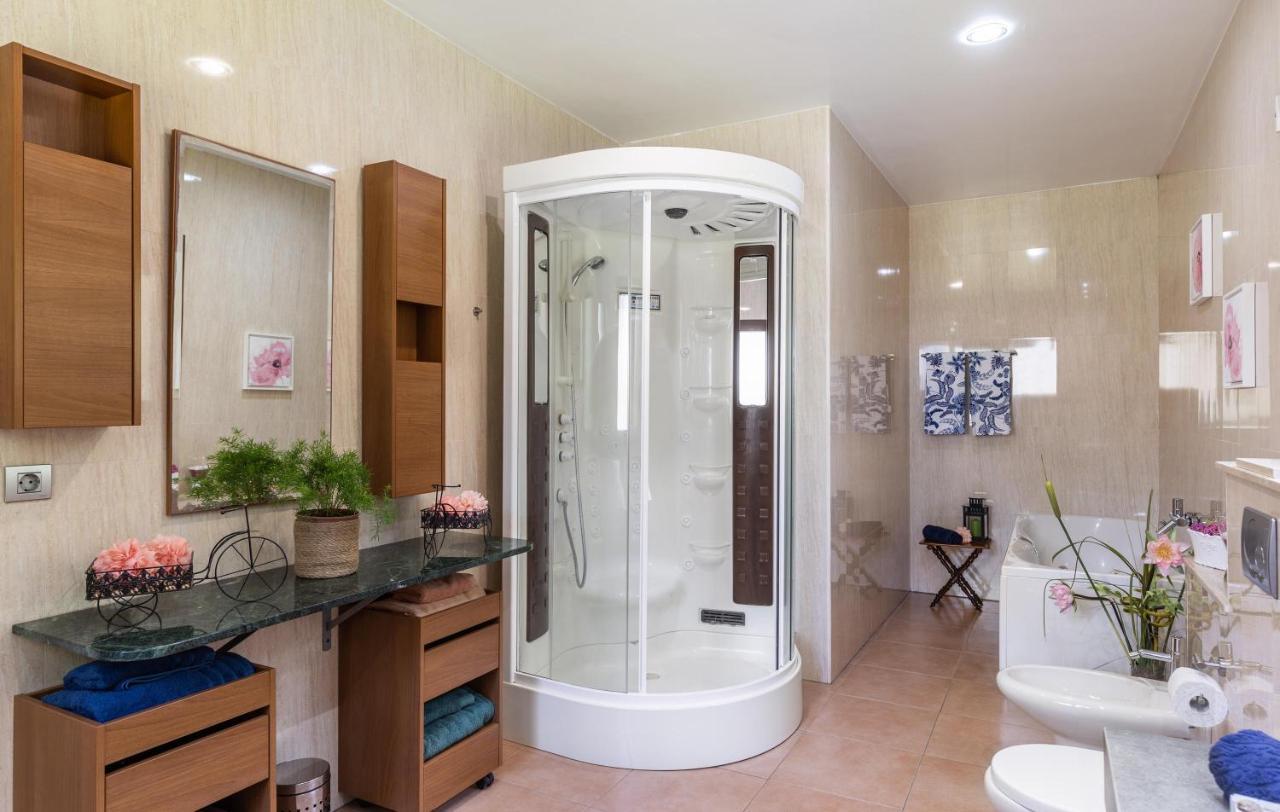 Luxurious Villa Sol De Mallorca Εξωτερικό φωτογραφία